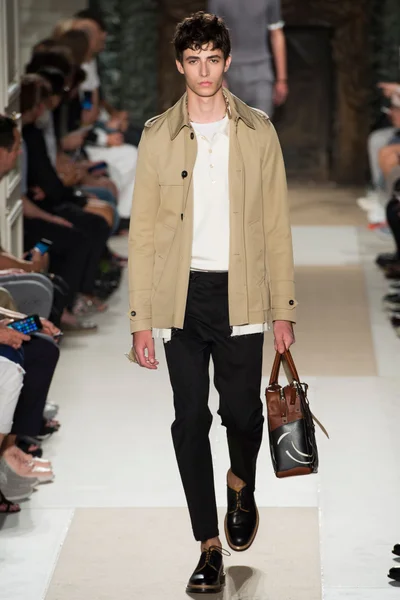 Look 1
